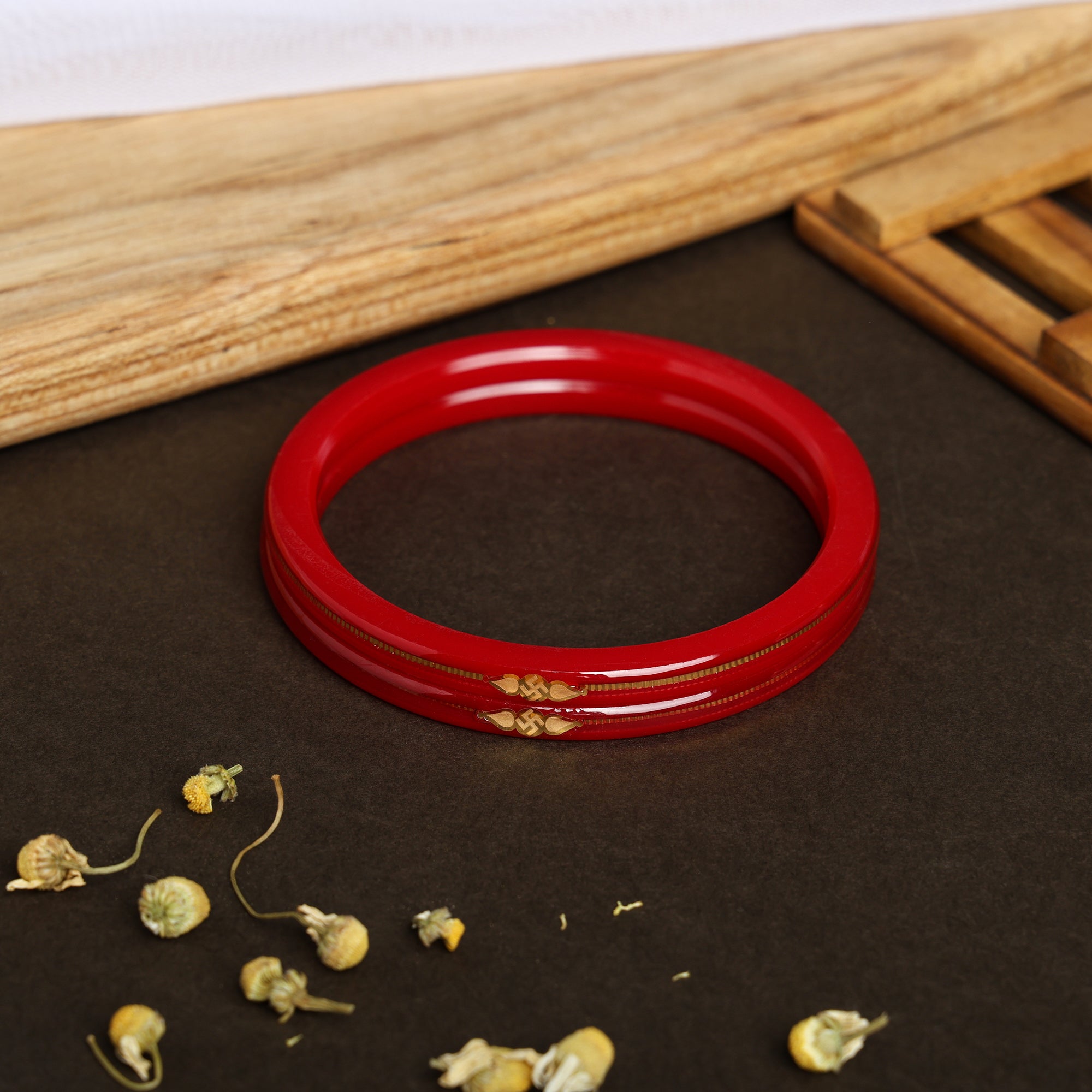 “22k Hallmark Red Divya Shringar Bangle” (2 pis) - Chudli The Bangles